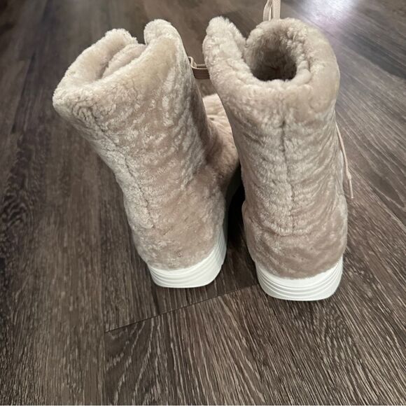 Stuart Weitzman Oceane Tall Shearling Booties - Picture 8 of 12